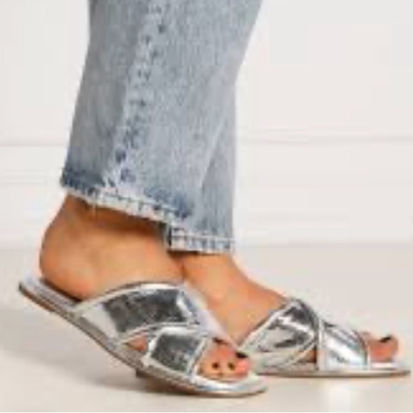 New MICHAEL Kors Gideon Slide Sandals In Silver Size 7M - Picture 4 of 8